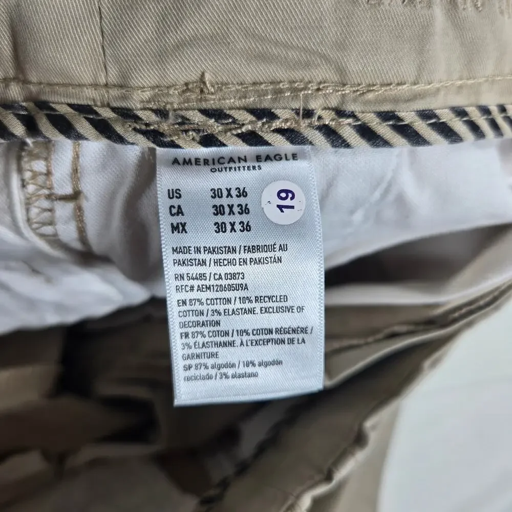 NWT American Eagle Athletic Fit Lived In Khakis Casual‎ Pants Men's Size 30